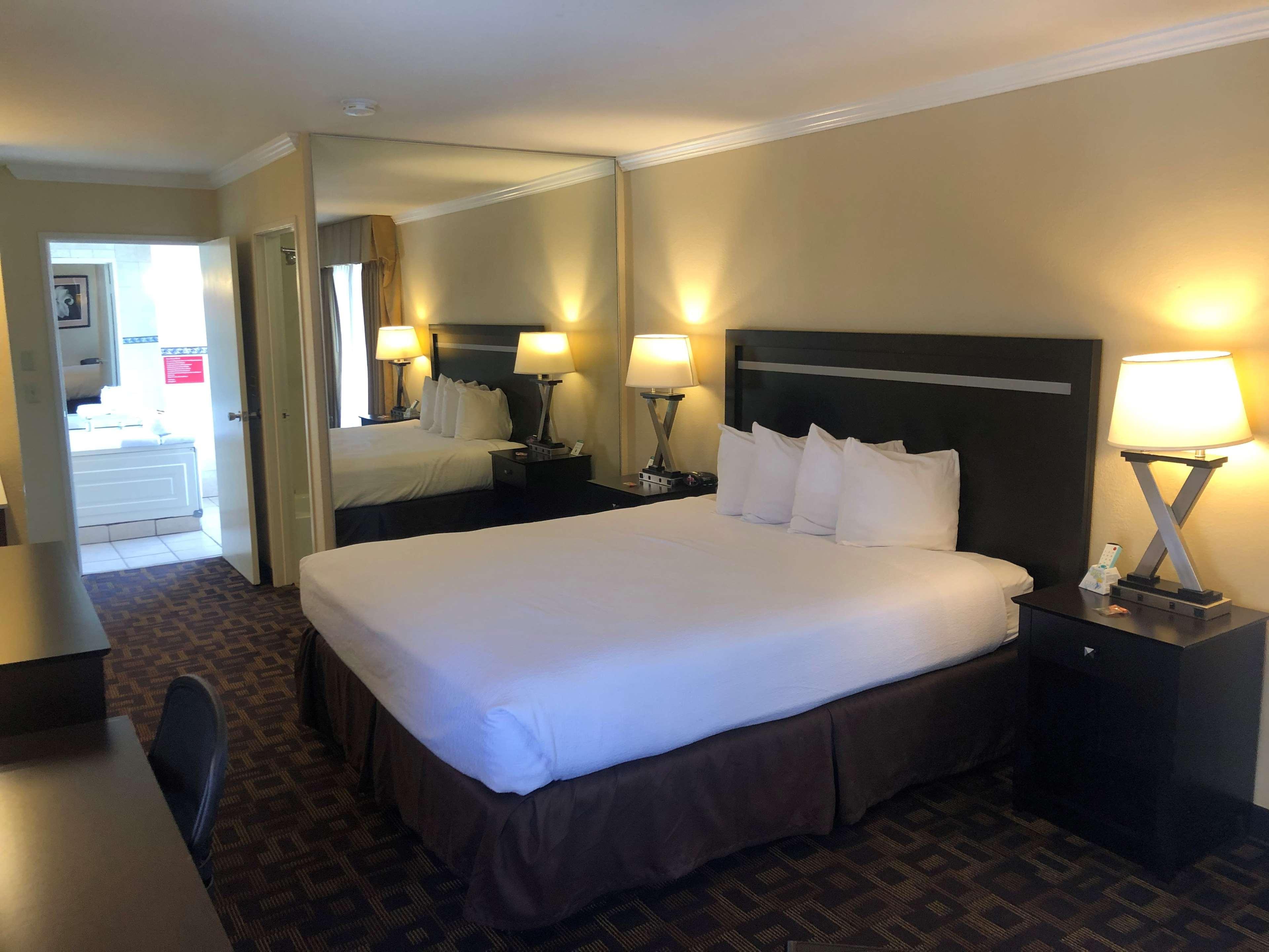 Best Western Plus Inn Of Hayward Exteriér fotografie