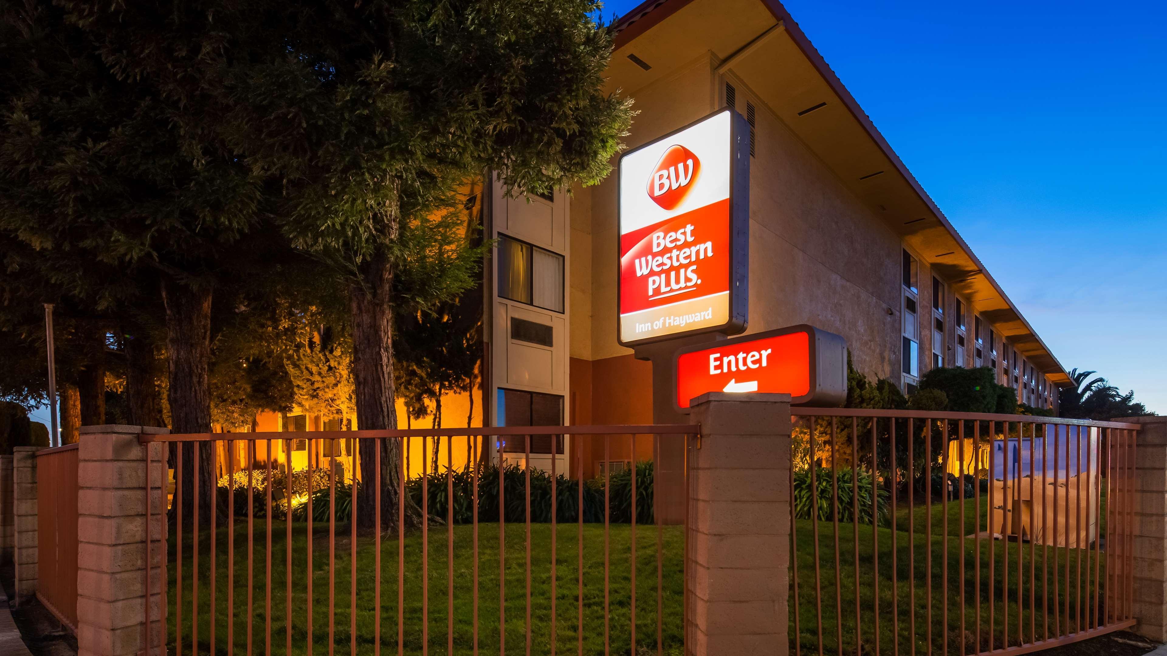 Best Western Plus Inn Of Hayward Exteriér fotografie
