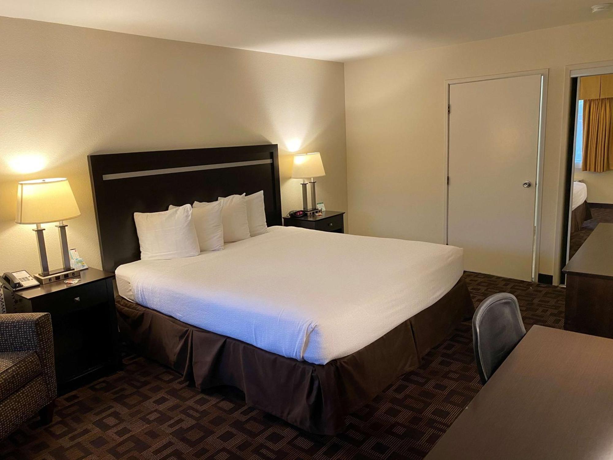 Best Western Plus Inn Of Hayward Exteriér fotografie