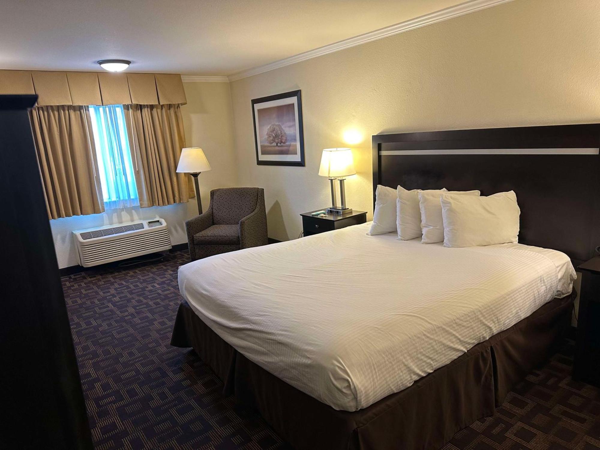 Best Western Plus Inn Of Hayward Exteriér fotografie