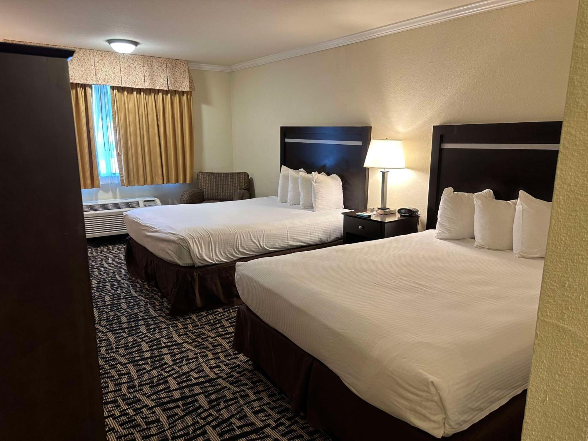 Best Western Plus Inn Of Hayward Exteriér fotografie