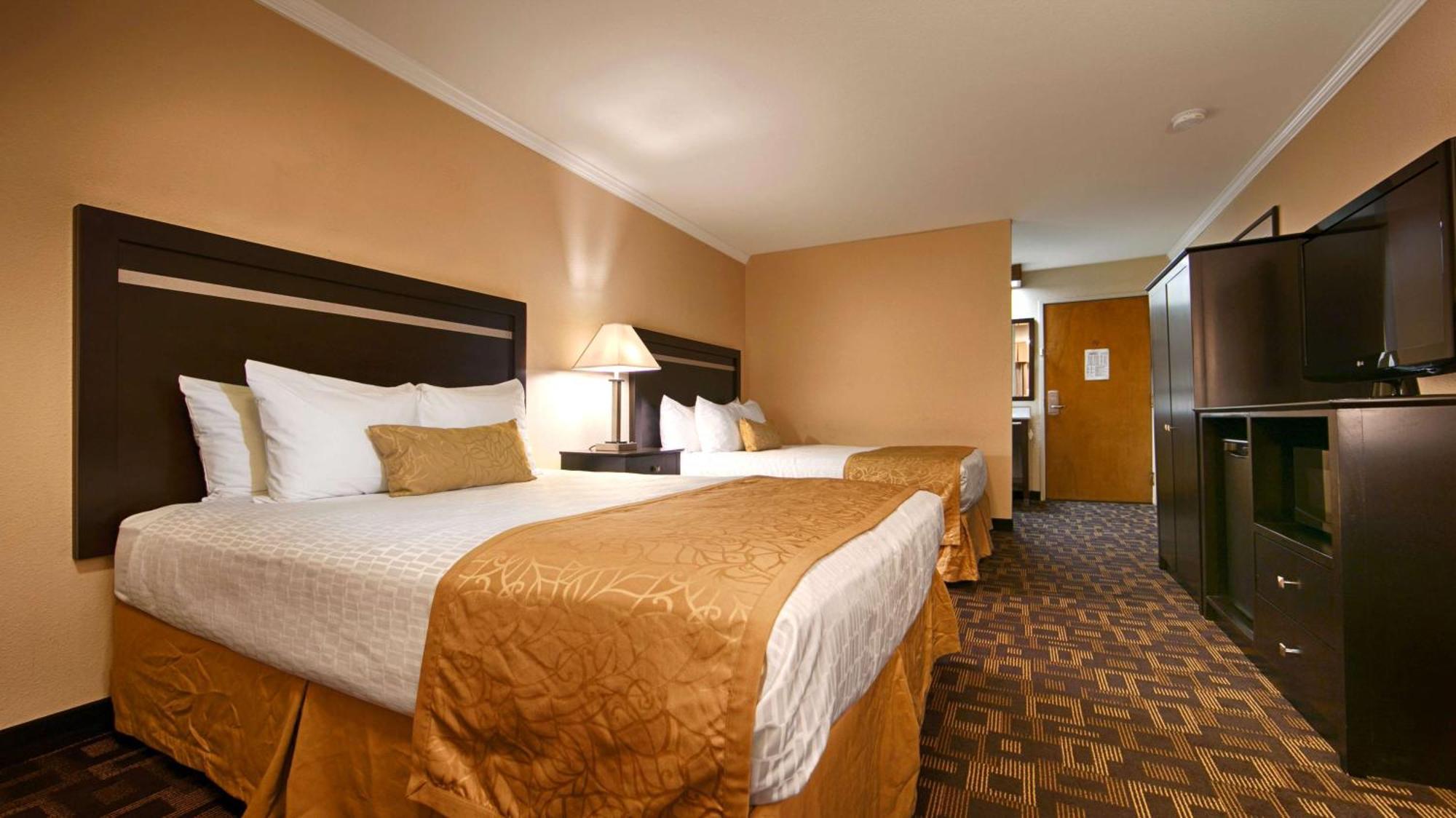 Best Western Plus Inn Of Hayward Exteriér fotografie